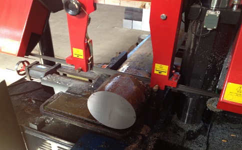 灌阳卧式带锯床加工时出现明显振荡如何排查？